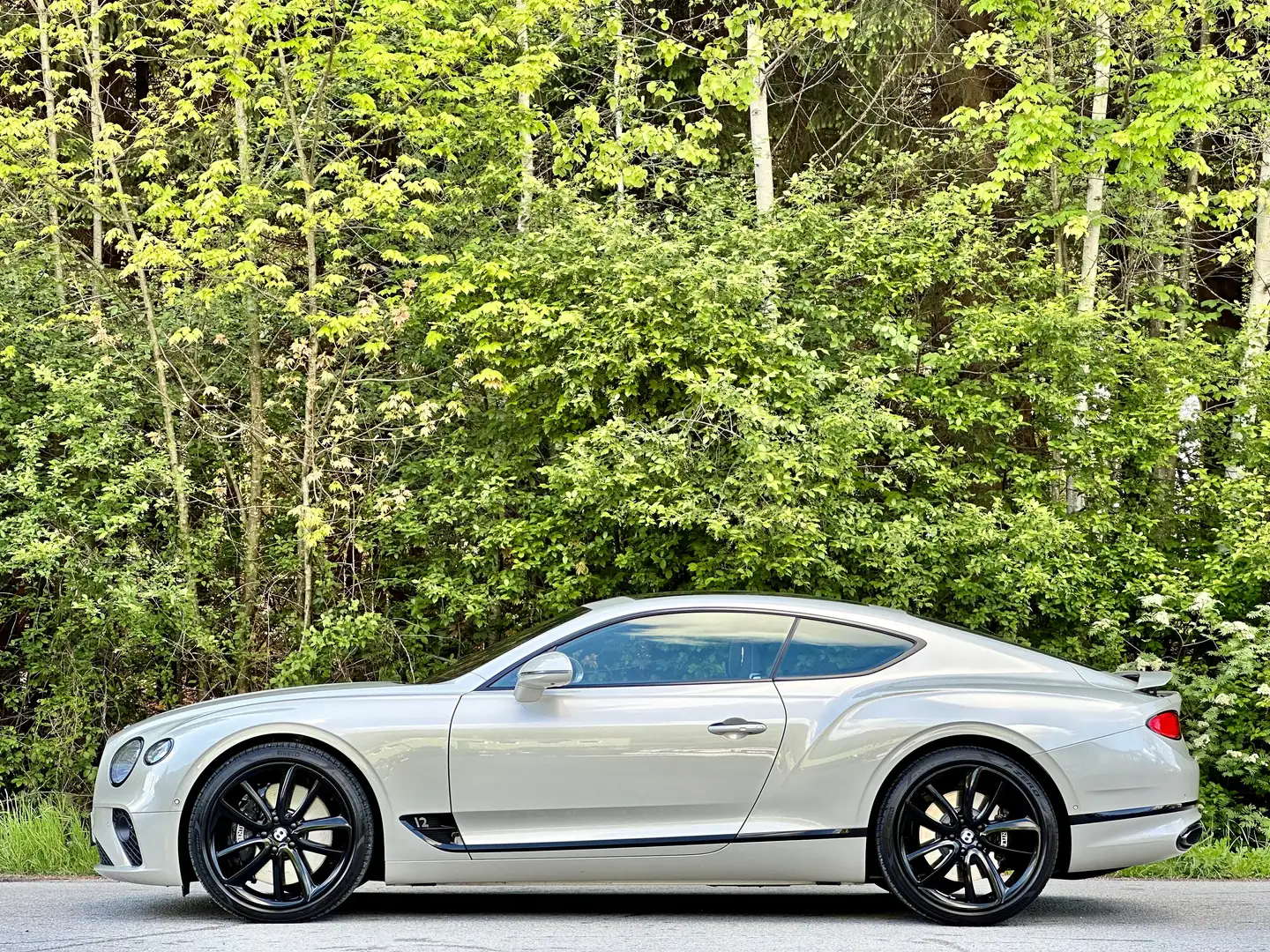 Bentley Continental аренда